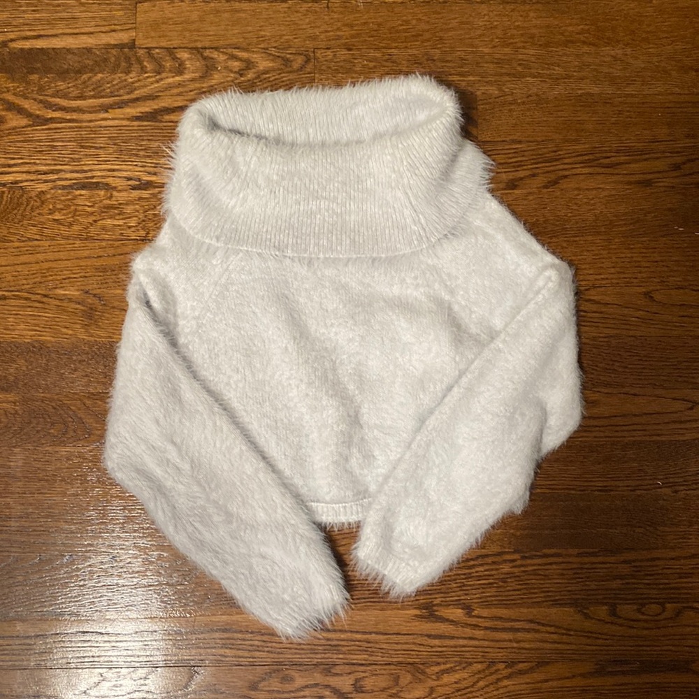 White Fuzzy Urban Outfitters Turtleneck